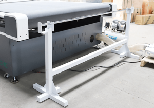 Automatic Digital Cutting Plotter with CNC Oscillating Knife - iGOLDENLASER